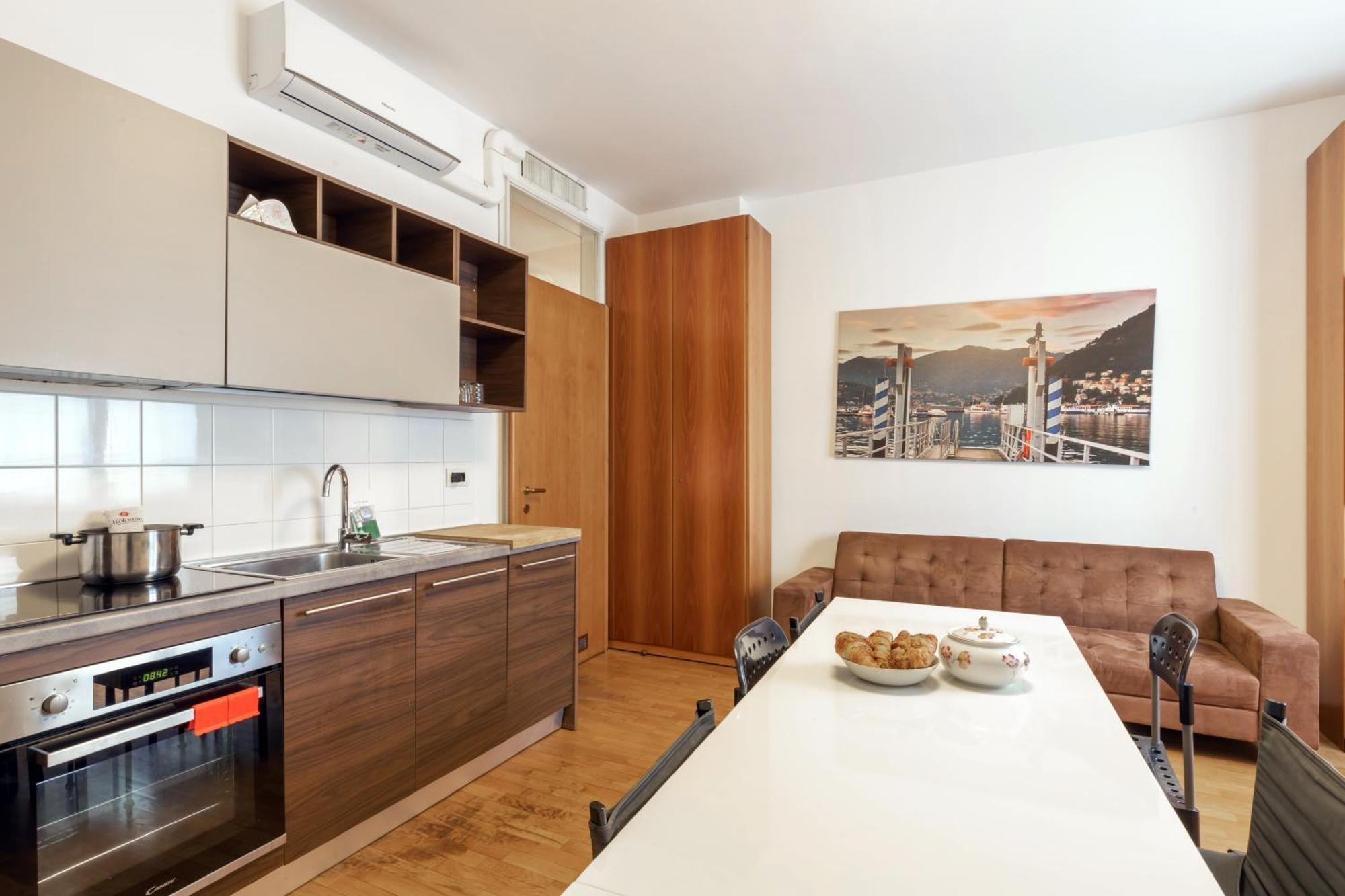 Joivy Apartments By The Lake Комо Екстер'єр фото