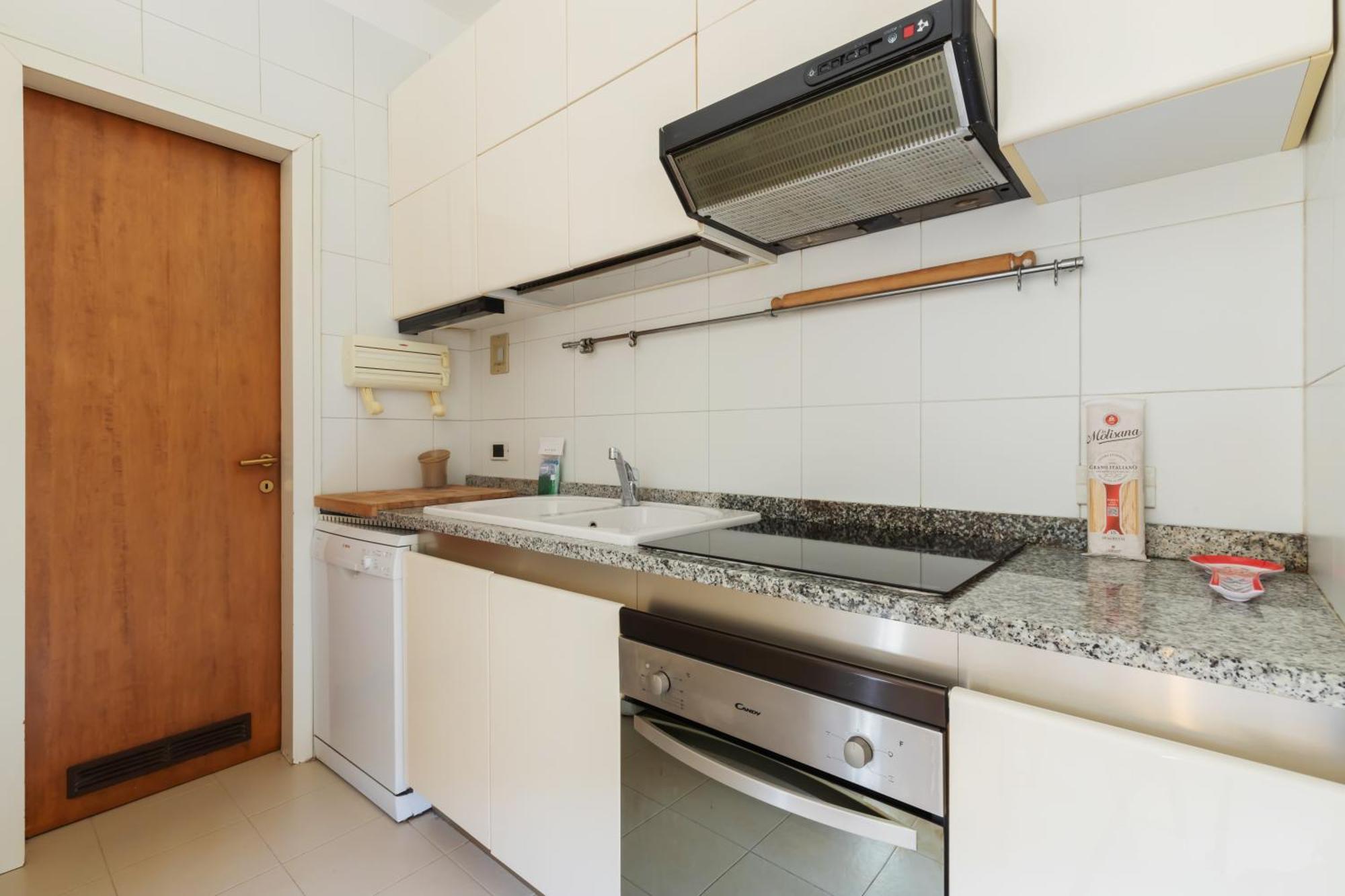 Joivy Apartments By The Lake Комо Екстер'єр фото
